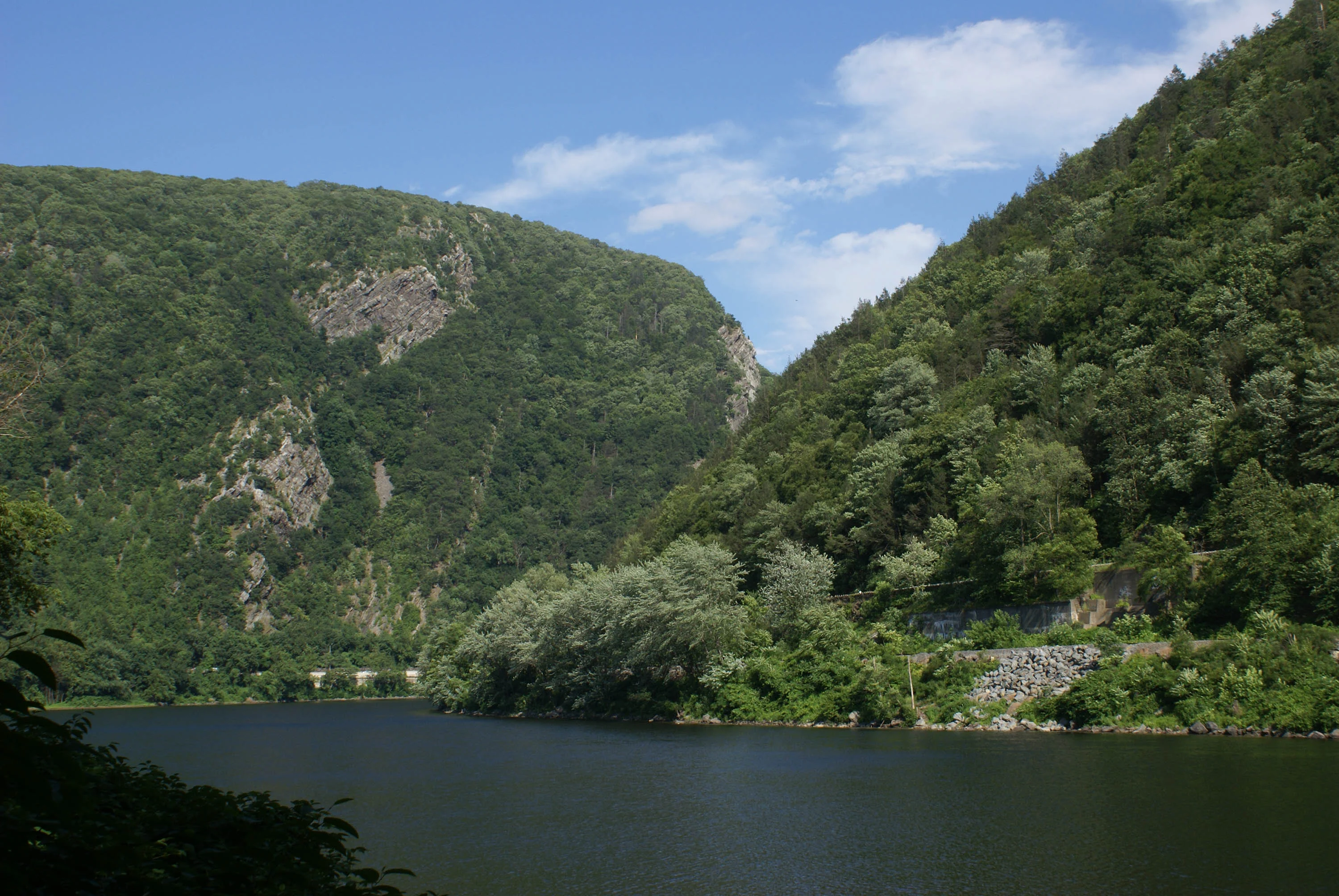 Dingmans Falls trail in the Delaware Water Gap